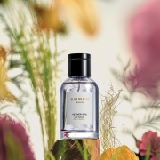 BalmainHair_Styling_HairPerfume_HeritageCollection_Vetiver1974_Mood_01_SOCIAL_800x800.jpg