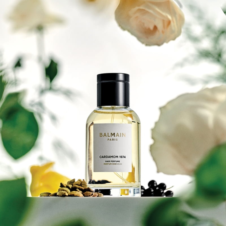 BalmainHair_Styling_HairPerfume_HeritageCollection_Cardamom1974_Mood_01_SOCIAL_800x800.jpg